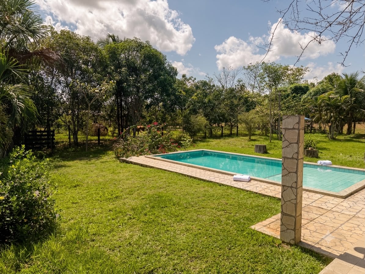 Piscina grande do Rancho Vilela